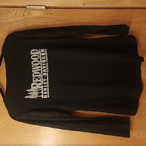 Harley Davidson long sleeved t shirt. Medium - Picture 2 of 4